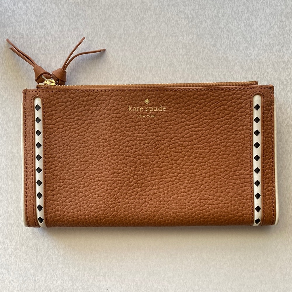 Kate Spade wallet clutch checkbook brown with white black geometric pattern